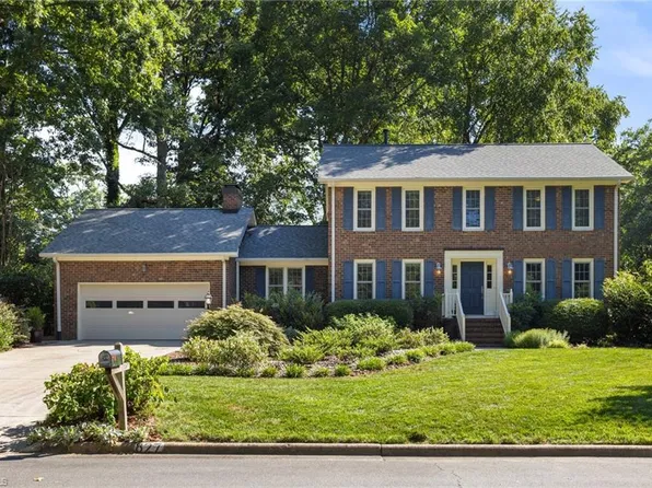 827 Warwick Ct, Burlington, NC 27215