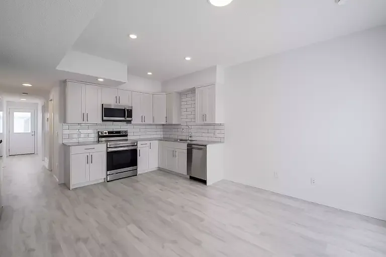 4094 Chappelle Grn SW #1A — Photo 5