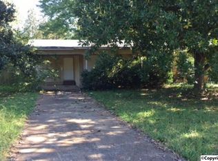 3300 Claiborne Rd NW, Huntsville, AL 35810