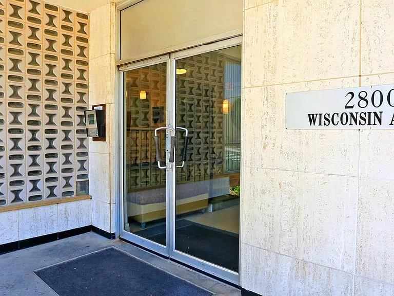 2800 Wisconsin Ave NW #409 — Photo 15