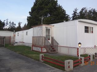 700 NW Crosby Ave TRLR 106, Oak Harbor, WA 98277