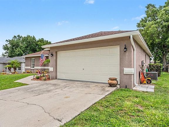 2nd image of 4169 Mayfair Way