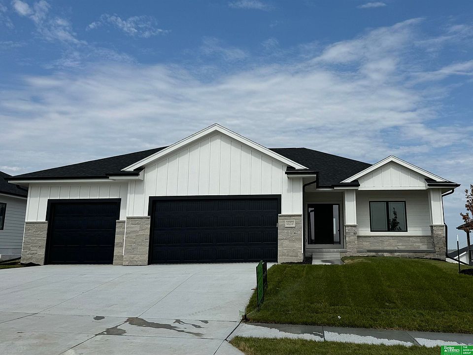 1st image of 12372 Windsor Dr