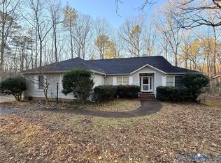 1967 Huguenot Hundred Dr, Midlothian, VA
