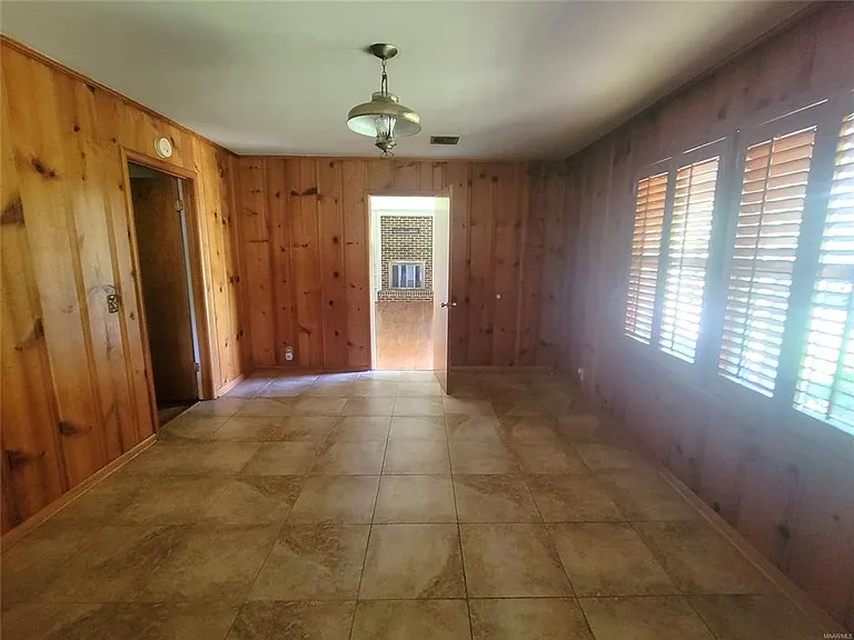 991 Upper Kingston Rd — Photo 7