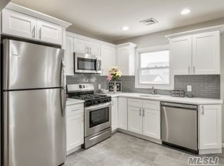 30 Wellfleet Rd, East Rockaway, NY 11518