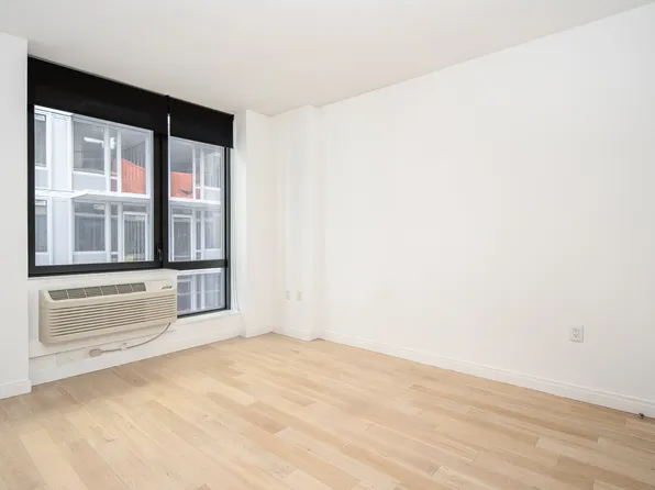 148 1st Street image 112 of 204