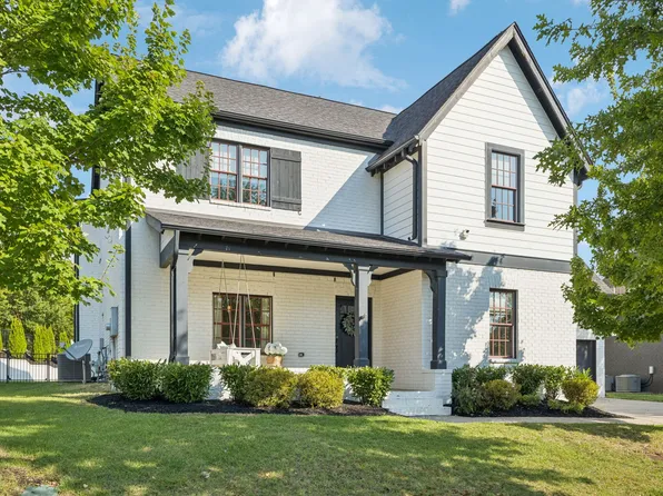301 Finnhorse Ln, Franklin, TN 37064