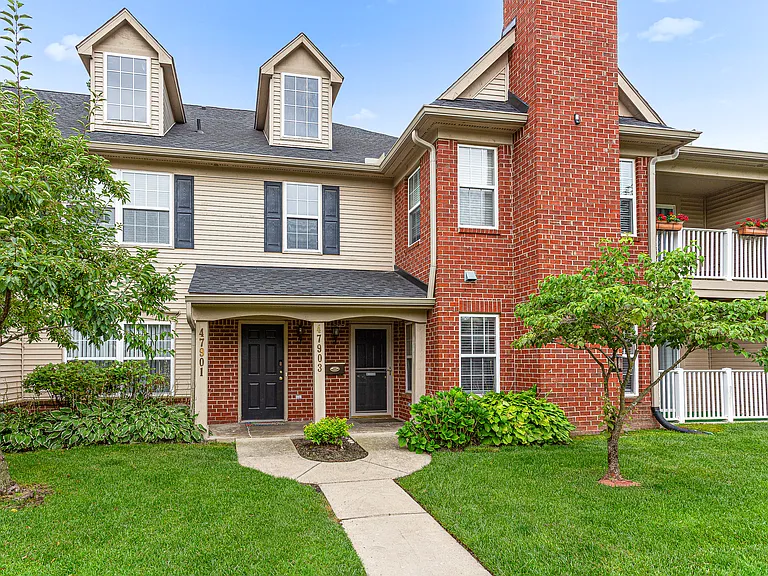 47903 Cardiff Ave — Photo 1