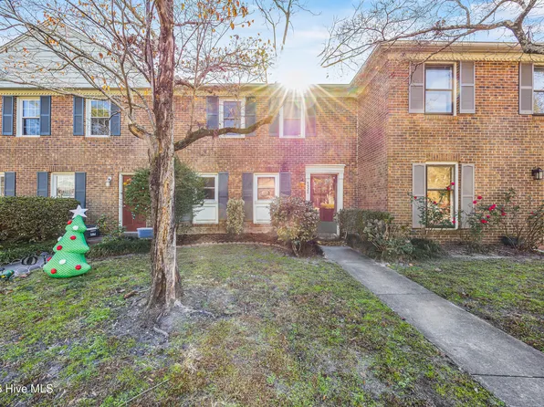 4920 Seabrook Court, Wilmington, NC 28403