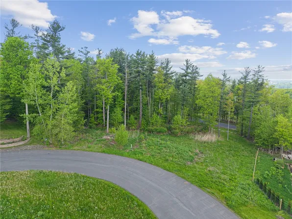 210 Eldridge Cir #15, Ithaca, NY 14850