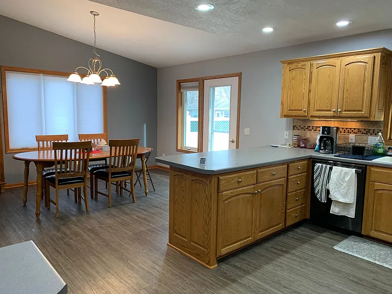 1120 Lewis Ave SW — Photo 9