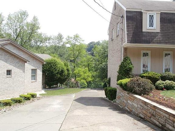 2nd image of 105 Evandale Dr