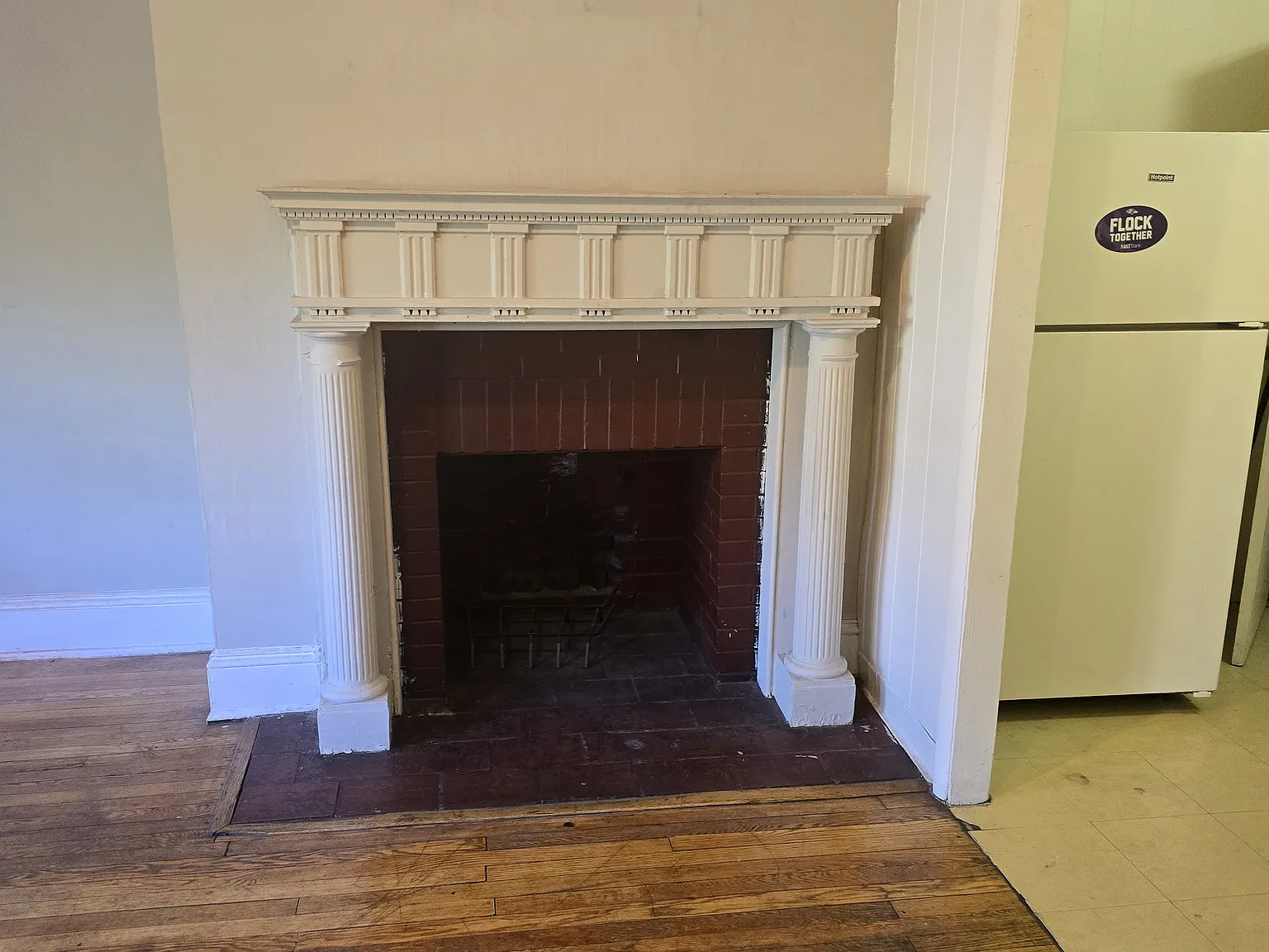 Studio, 400 sqft, $1,095 — Photo 2