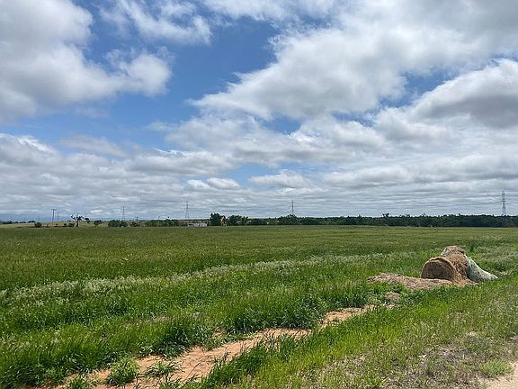 2nd image of 786 E County Road 65