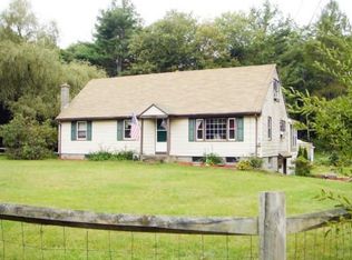1322 Brimfield Rd, Brimfield, MA 01010