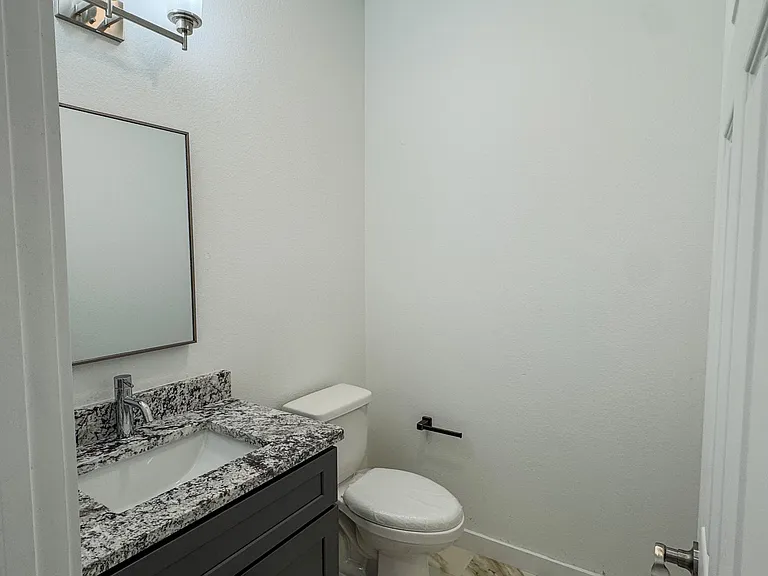 350 Lucy Rd — Photo 14