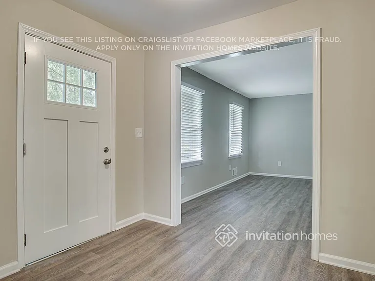 2405 Old Colony Rd — Photo 4