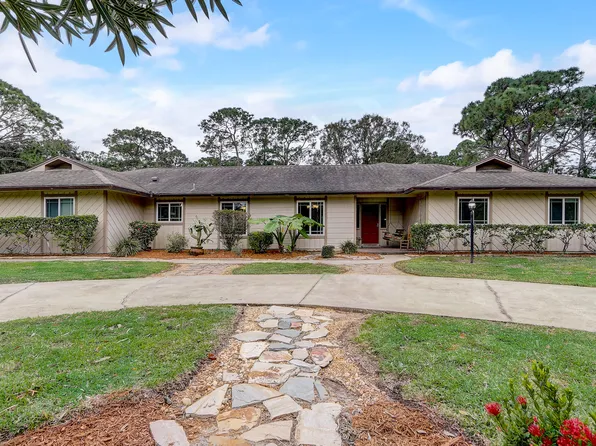 5065 Laguna Vista Dr, Melbourne, FL 32934