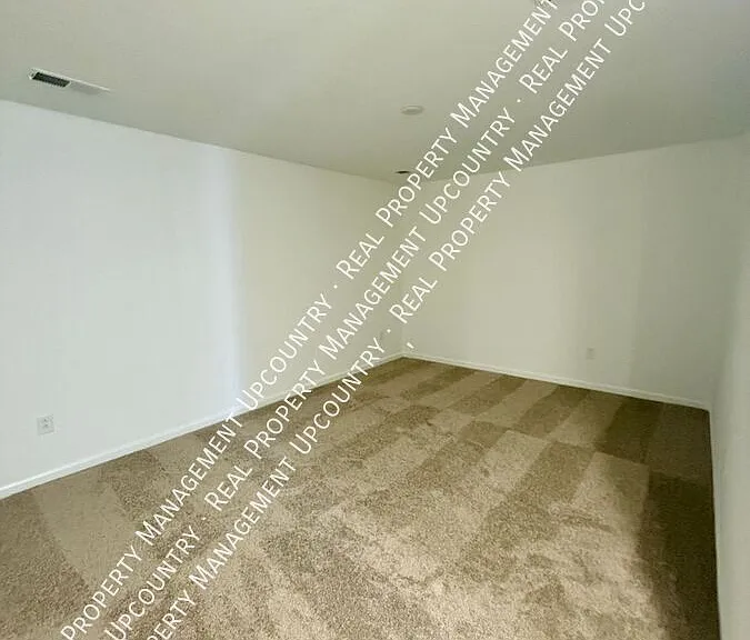 131 Holly Oak Ct — Photo 17