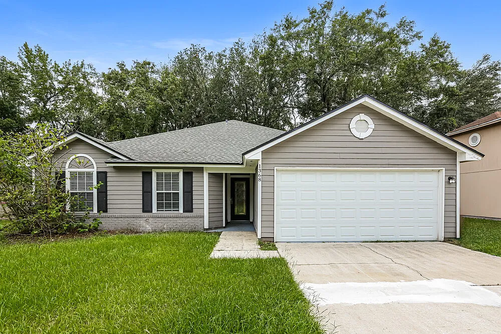 4 bed, 2.0 bath, 1775 sqft, $2,065 — Photo 1