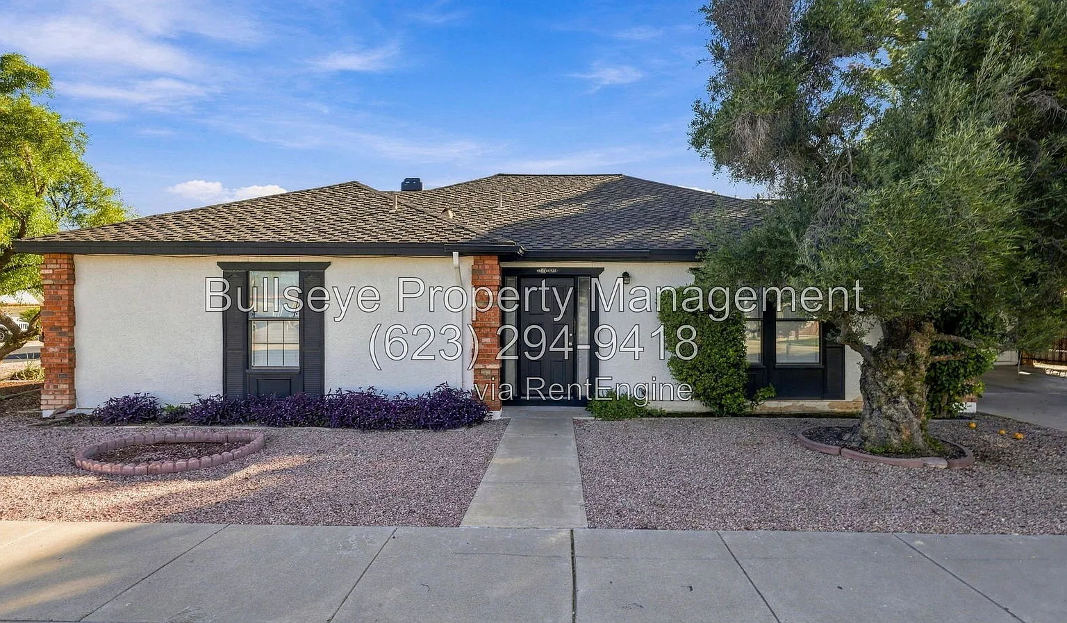 2 bed, 1.0 bath, 908 sqft, $1,600 — Photo 1