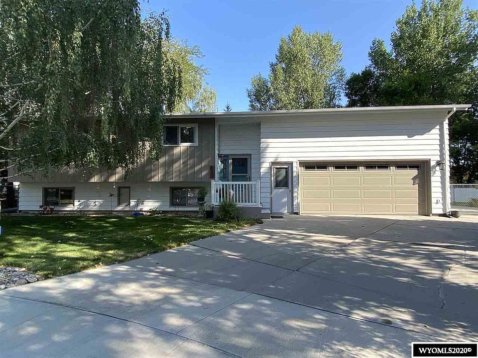 1st image of 612 Glacier Cir