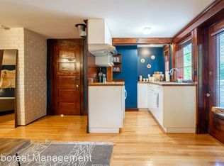 121 11th Ave E #10, Seattle, WA 98102