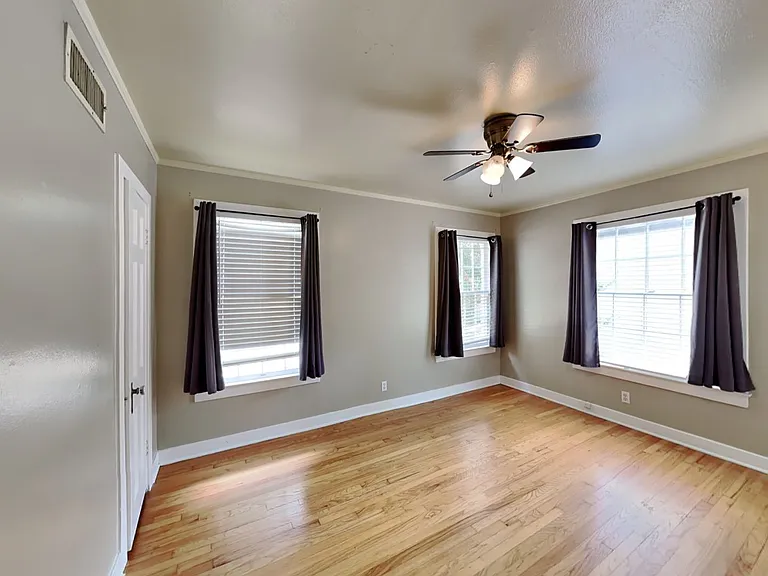 3551 W 4th St #1 — Photo 12