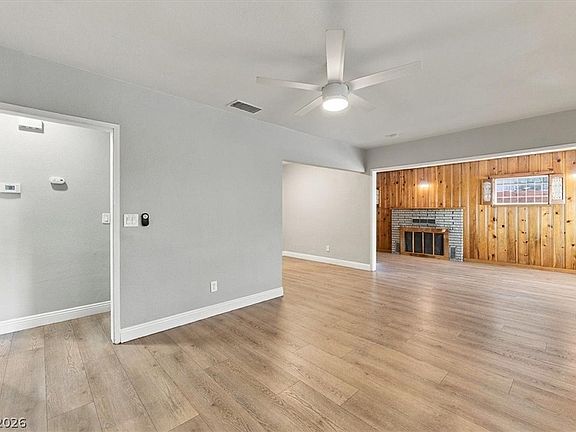 3rd image of 427 S 16th St