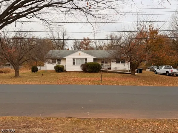 165 Normandy Drive, Piscataway, NJ 08854