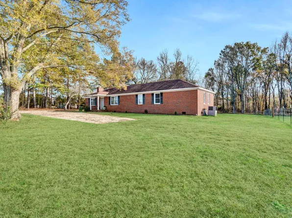 5568 Mountville Rd, Mountville, SC 29370