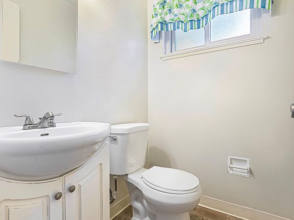 2nd image of 3550 Alden Way APT 15