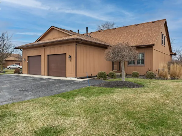 70 N Harbors End Dr, Port Clinton, OH 43452