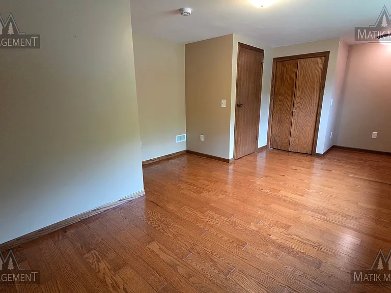703 Northern Hills Dr NE — Photo 16