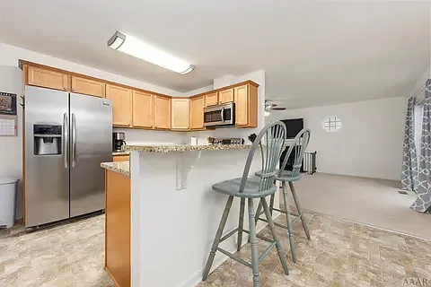 Building Photo - 207 Enchanted Way