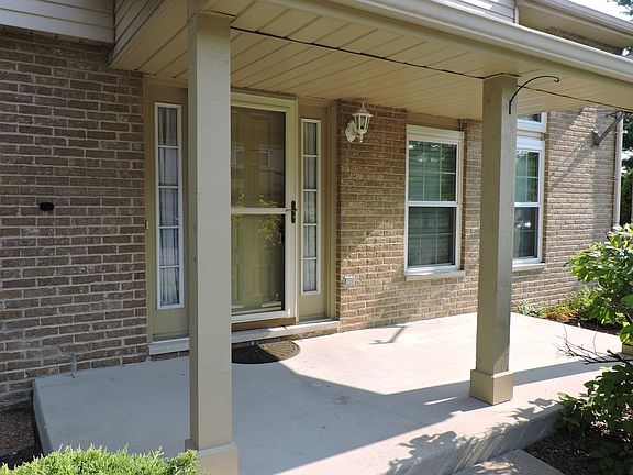 3rd image of 16134 Creekmont Ct #16134