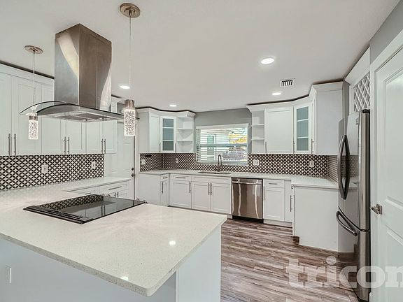 5th image of 1498 Hunt Ln