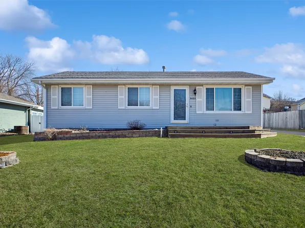 8429 Warren Dr, Des Moines, IA 50320