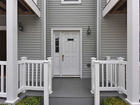 3rd image of 167-09 Powells Cove Blvd #25
