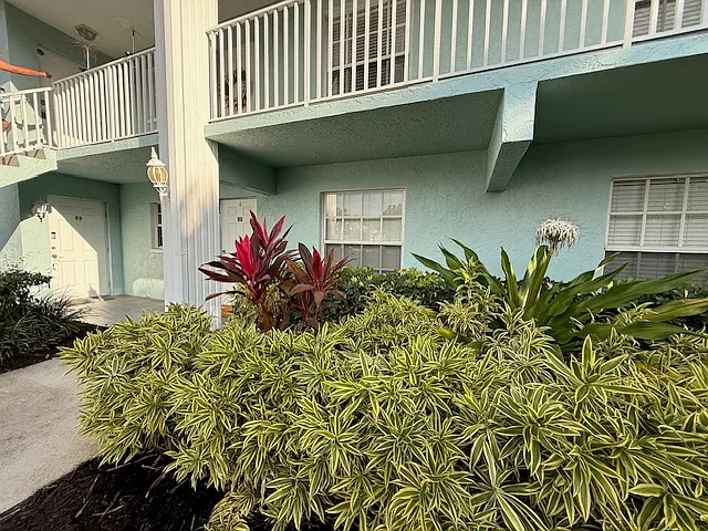 28280 Pine Haven Way #90 — Photo 7