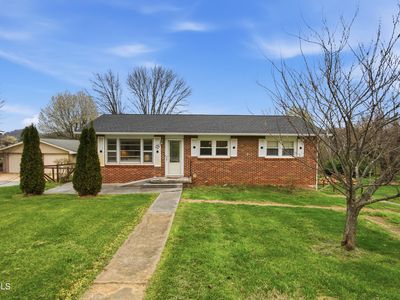 926 E Mountain View Rd, Johnson City, TN, 37601