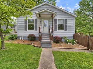 52 Austin Ave, Glen Carbon, IL