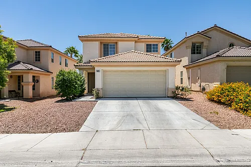 5025 Glittering Star Ct N Photo 1