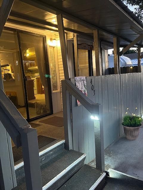 1st image of 403 & 404 Kari