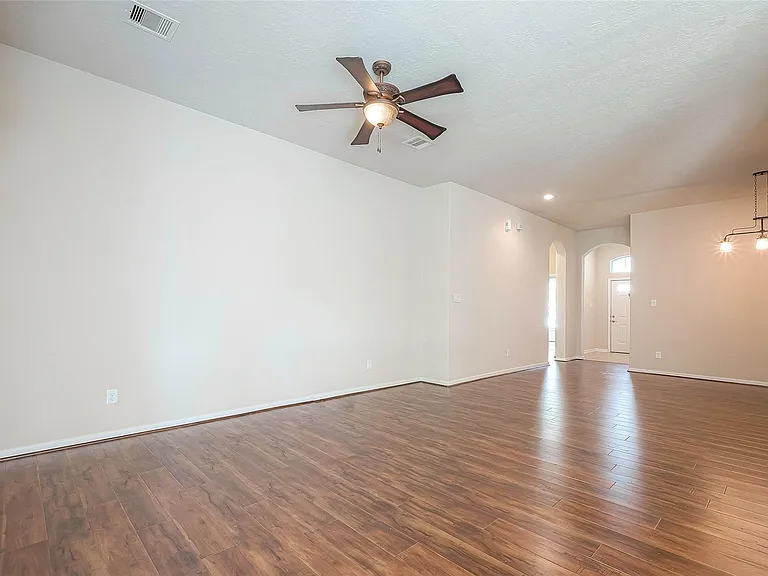 18903 Pinewood Point Ln — Photo 4