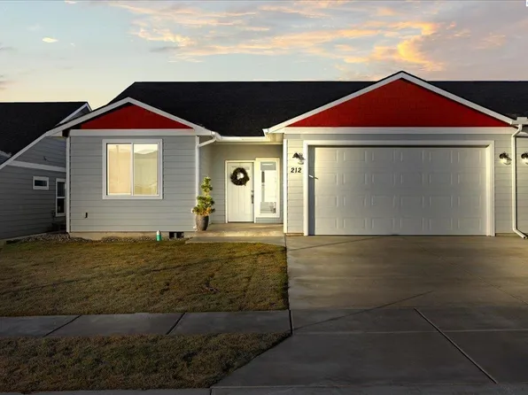 212 Claret Dr, Prosser, WA 99350