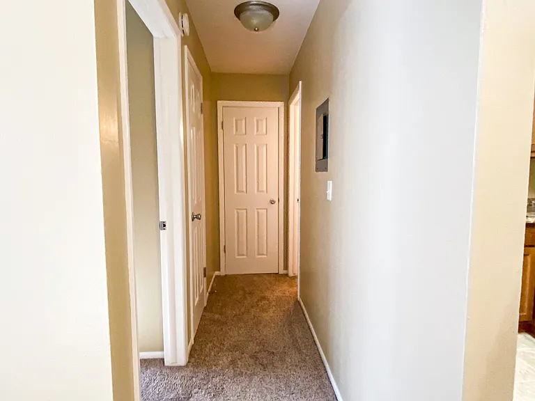 2311 Badger Pkwy #5 — Photo 6