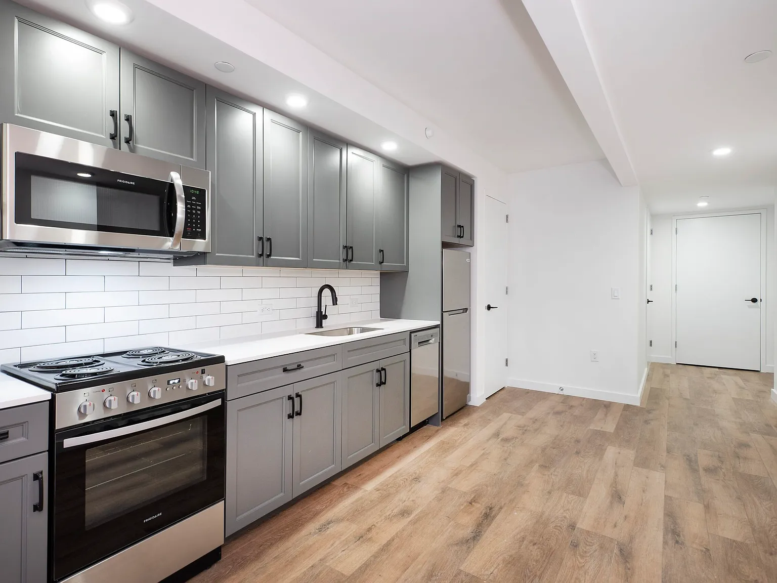 251 West 117th Street — Photo 3