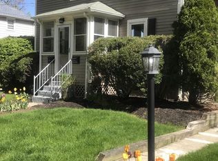 10 D St #1, Natick, MA 01760